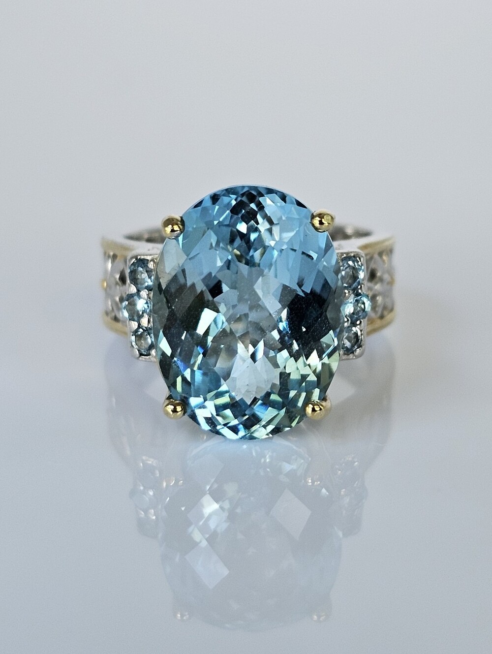 Natural Gems En Vogue Swiss Blue Topaz  Palladium Sterling Silver 18K Size 7